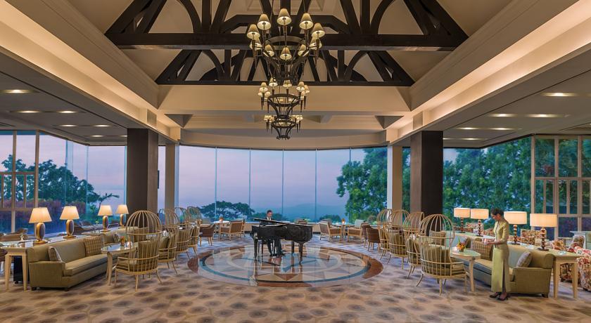 טגאיטאי Taal Vista Hotel מראה חיצוני תמונה The lobby