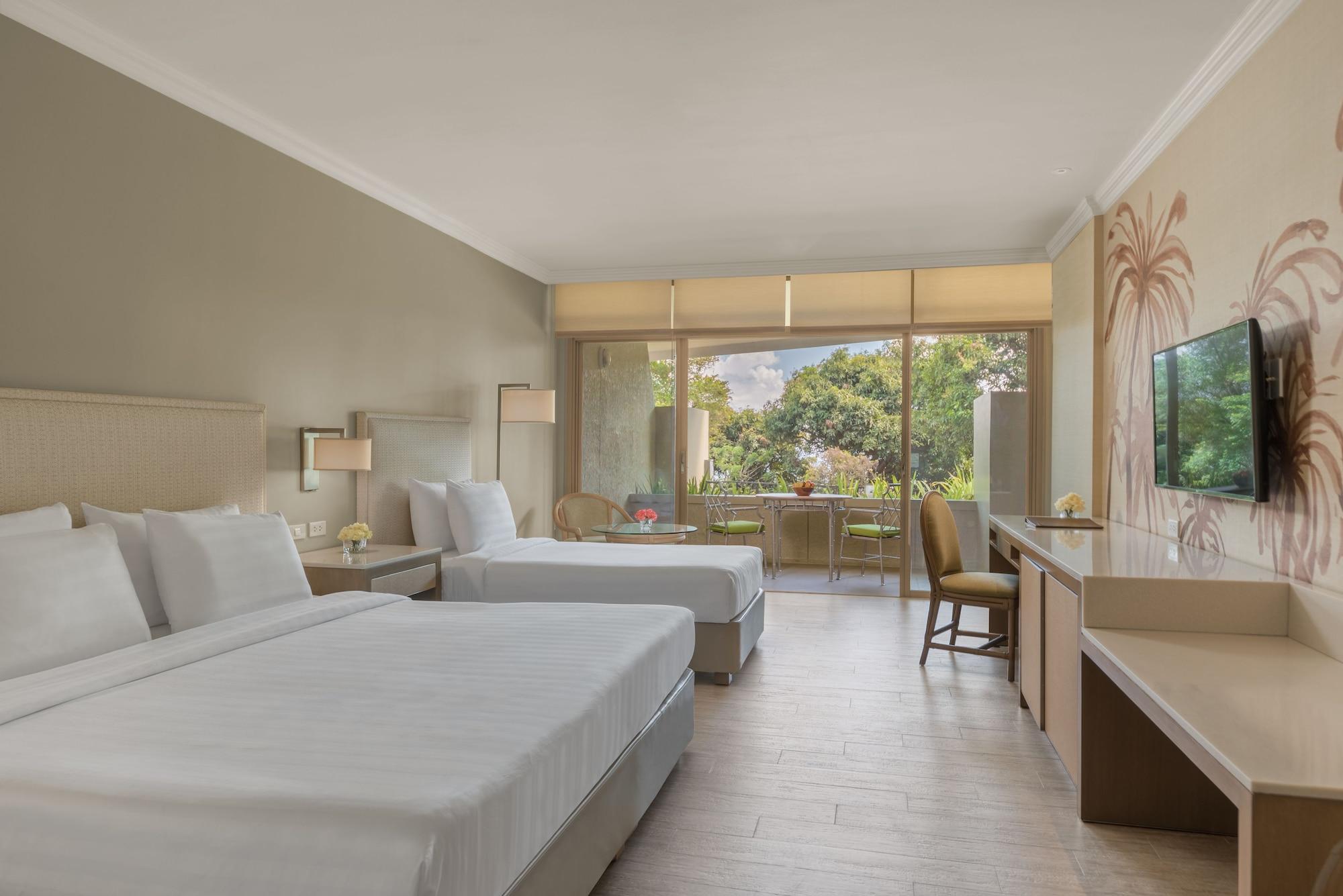 טגאיטאי Taal Vista Hotel מראה חיצוני תמונה