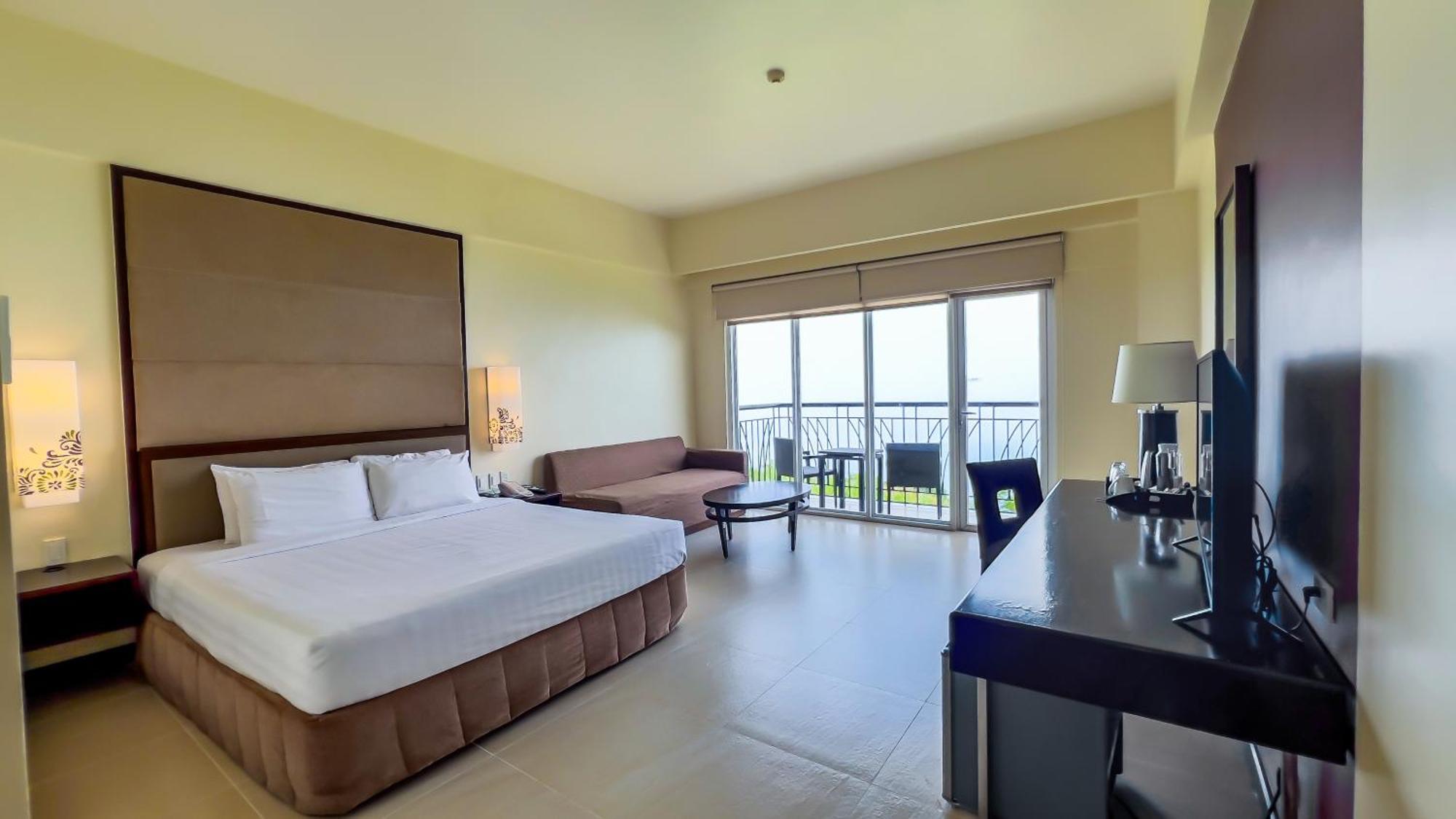 טגאיטאי Taal Vista Hotel מראה חיצוני תמונה Deluxe Room