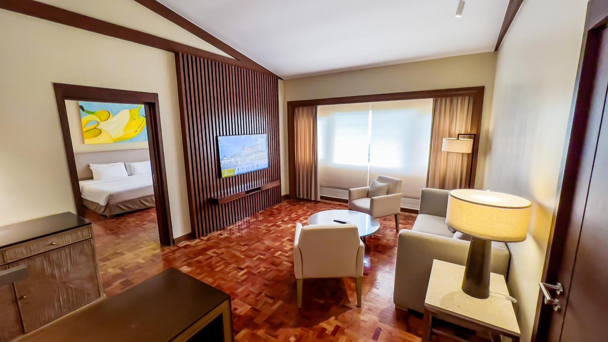 טגאיטאי Taal Vista Hotel מראה חיצוני תמונה Suite